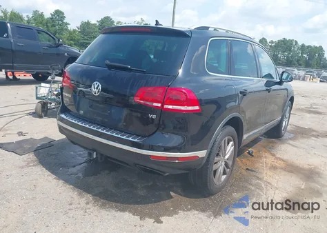 2016 Volkswagen Touareg Vr6 Executive/Vr6 Lux/Vr6 Sport from USA, damaged, VIN WVGEF9BP8GD011488